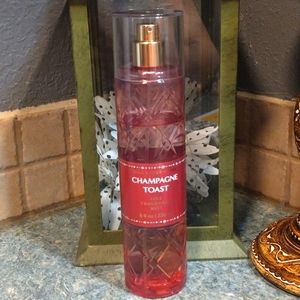 Champagne toast bath and body works body spray W/Lotion